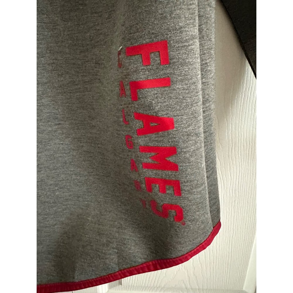 NHL Calgary Flames G-III Womens Large Gray Jacket Touch by Alyssa Milano NWT - Picture 6 of 13